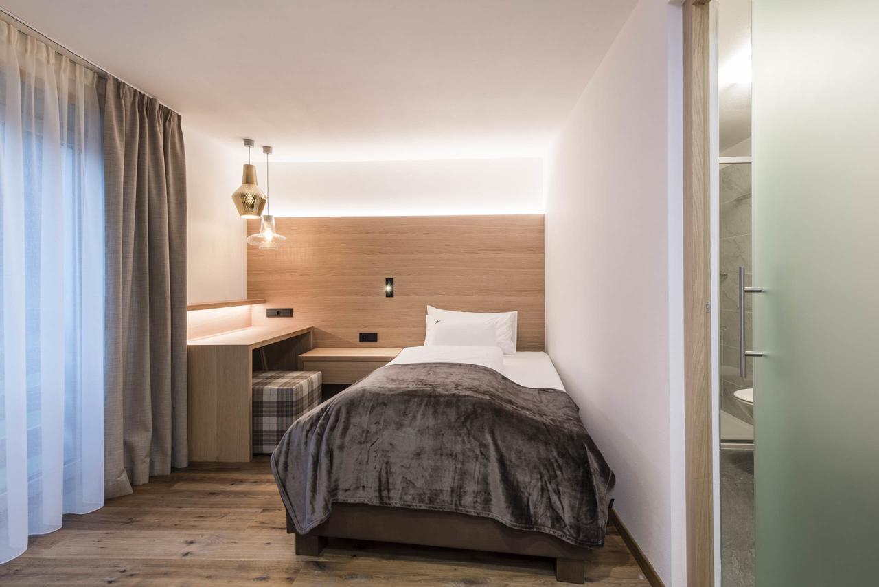 Villa Tony - Small Romantic Hotel Corvara In Badia Exterior foto