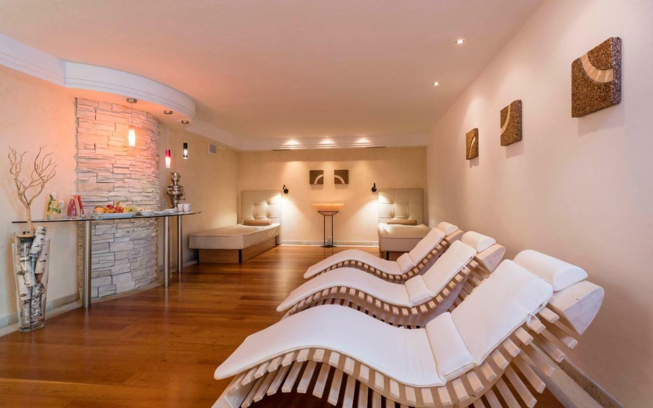 Villa Tony - Small Romantic Hotel Corvara In Badia Exterior foto