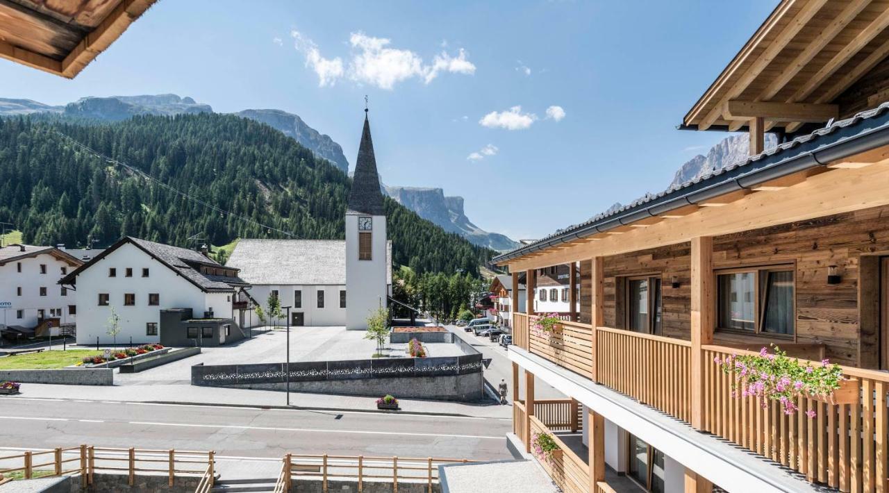 Villa Tony - Small Romantic Hotel Corvara In Badia Exterior foto