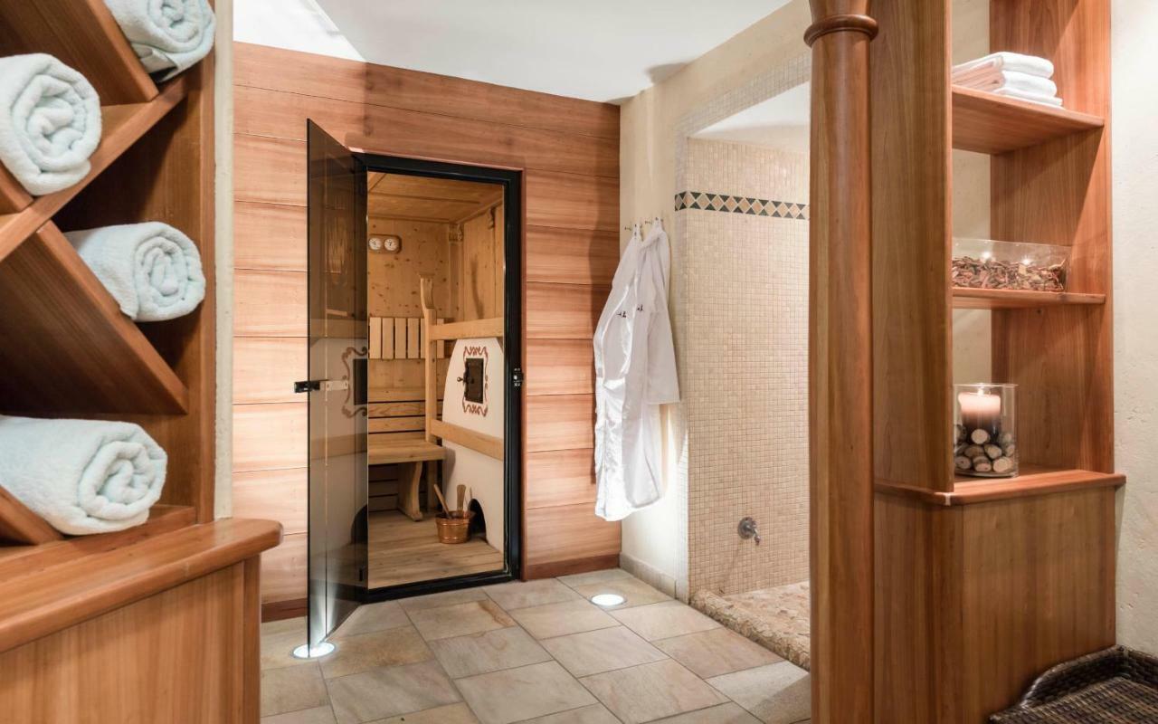 Villa Tony - Small Romantic Hotel Corvara In Badia Exterior foto